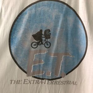 Women’s ET T-shirt from Forever 21